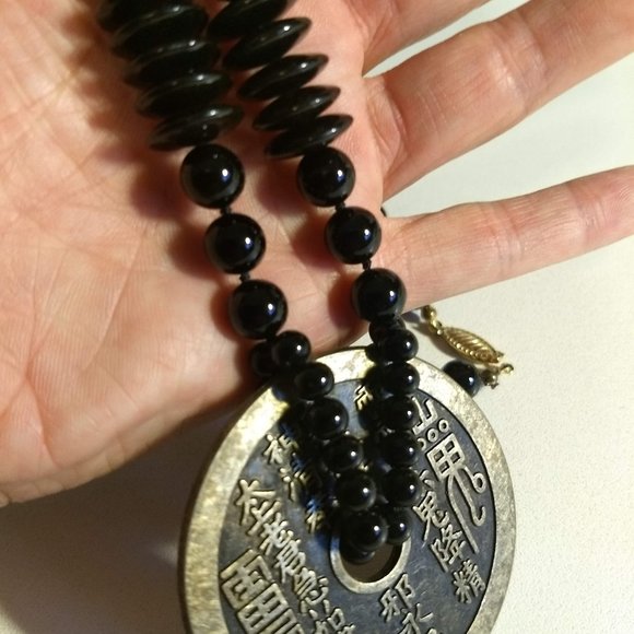 vintage 80s black stone bead necklace Chinese zodiac NWOT - Picture 10 of 10